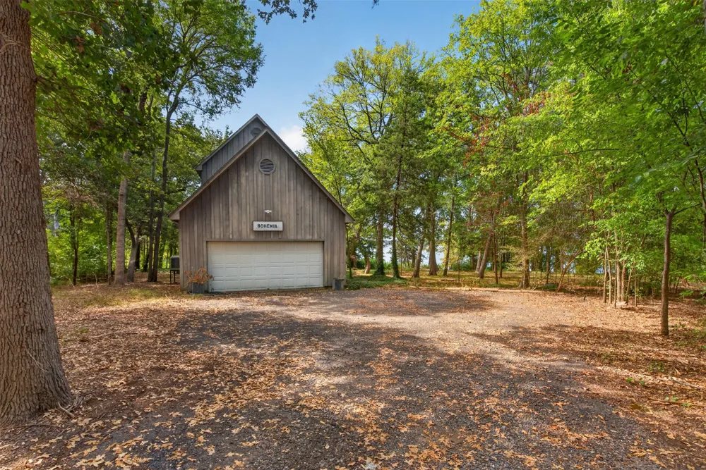 2174 Cross Drive Shreveport, LA 71107