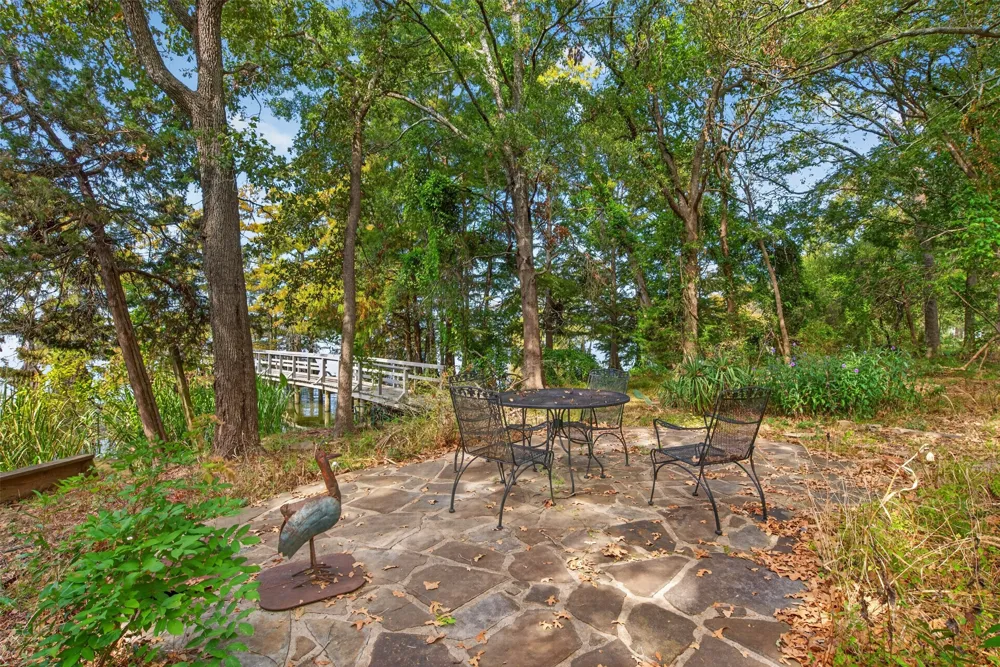 2174 Cross Drive Shreveport, LA 71107