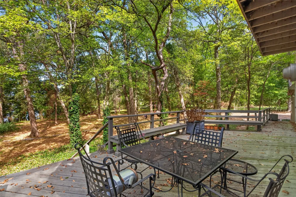 2174 Cross Drive Shreveport, LA 71107