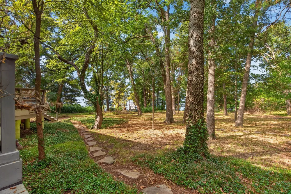 2174 Cross Drive Shreveport, LA 71107