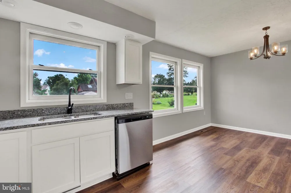 74 CURTIS DRIVE East Berlin, PA 17316
