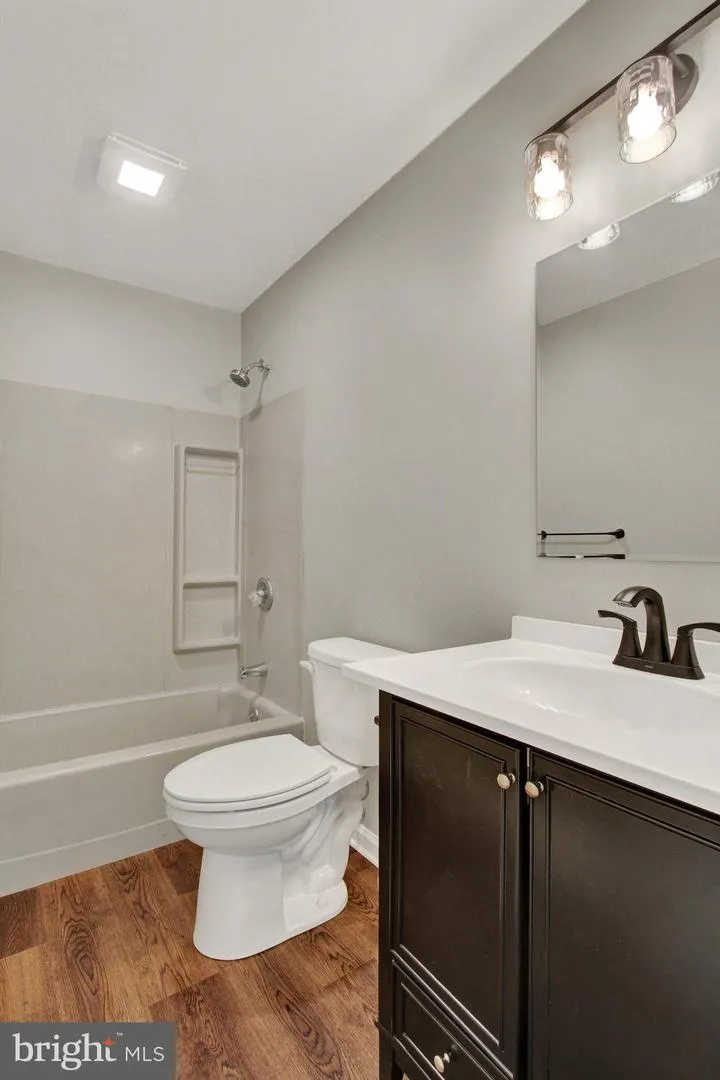 74 CURTIS DRIVE East Berlin, PA 17316