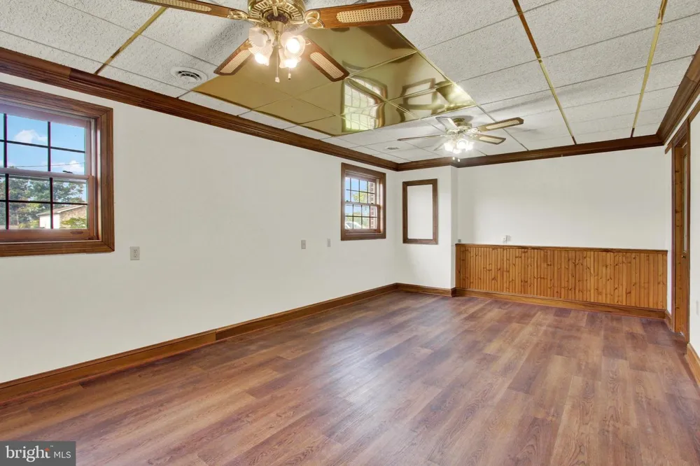74 CURTIS DRIVE East Berlin, PA 17316