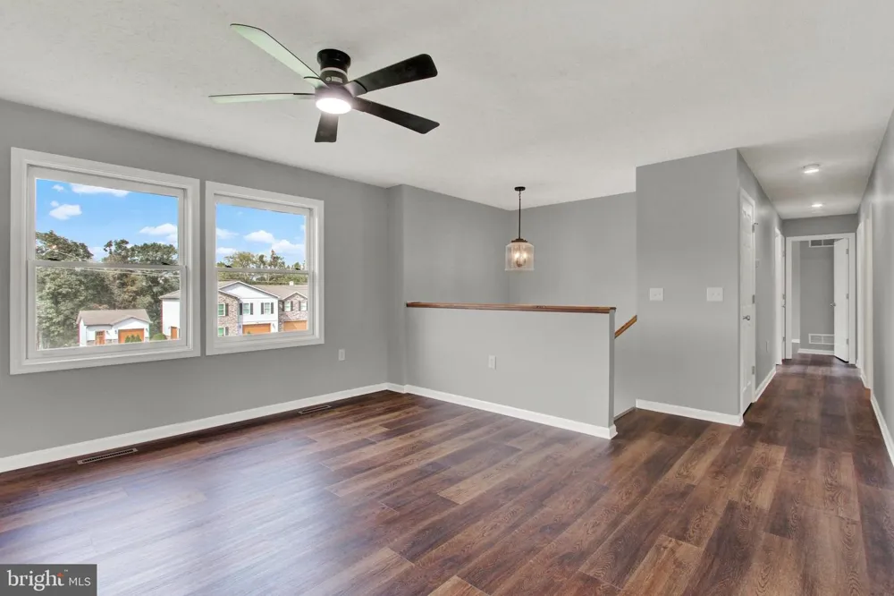 74 CURTIS DRIVE East Berlin, PA 17316