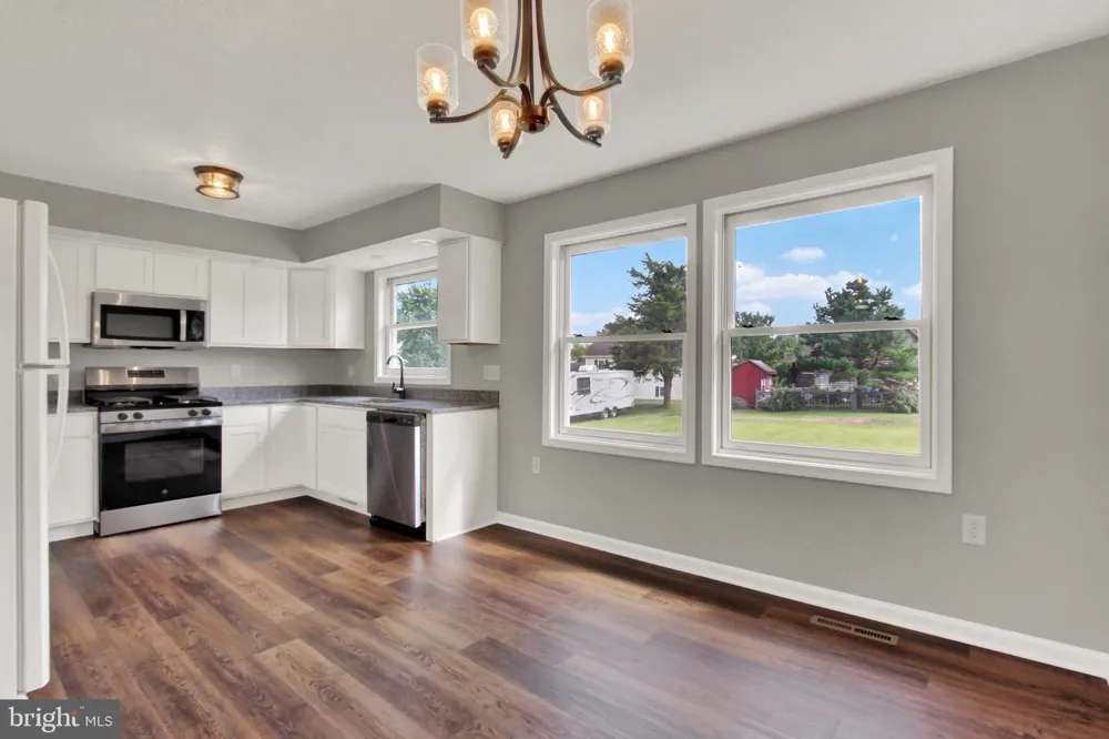 74 CURTIS DRIVE East Berlin, PA 17316