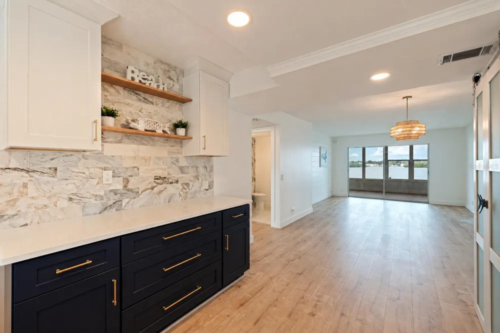 1847 SHORE DRIVE S #202 South Pasadena, FL 33707