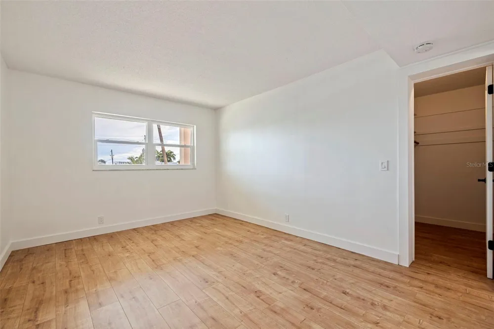 1847 SHORE DRIVE S #202 South Pasadena, FL 33707