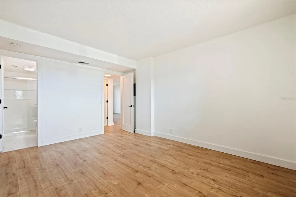 1847 SHORE DRIVE S #202 South Pasadena, FL 33707