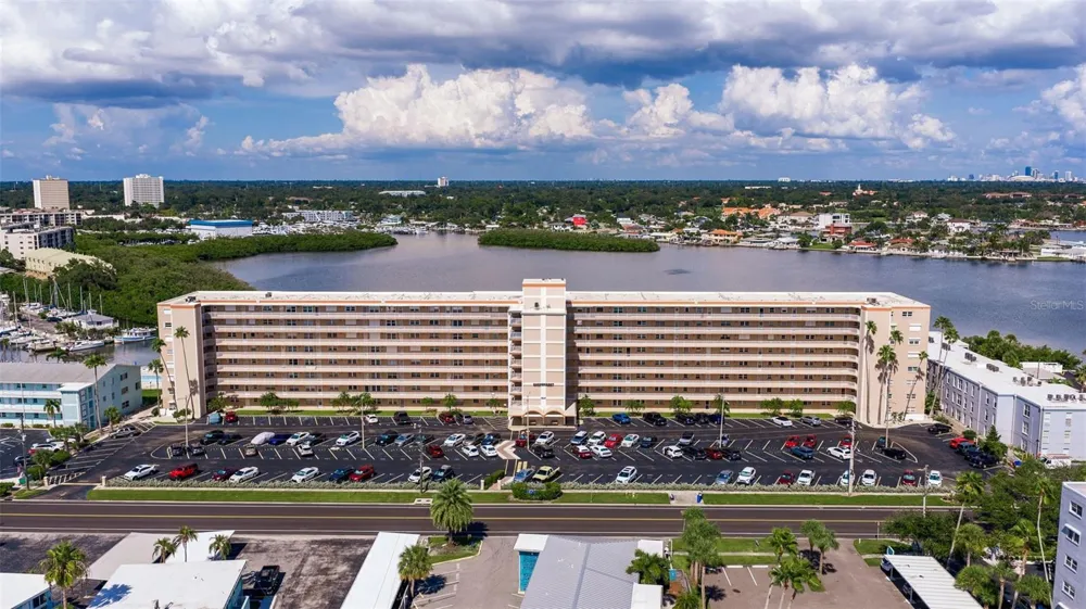 1847 SHORE DRIVE S #202 South Pasadena, FL 33707