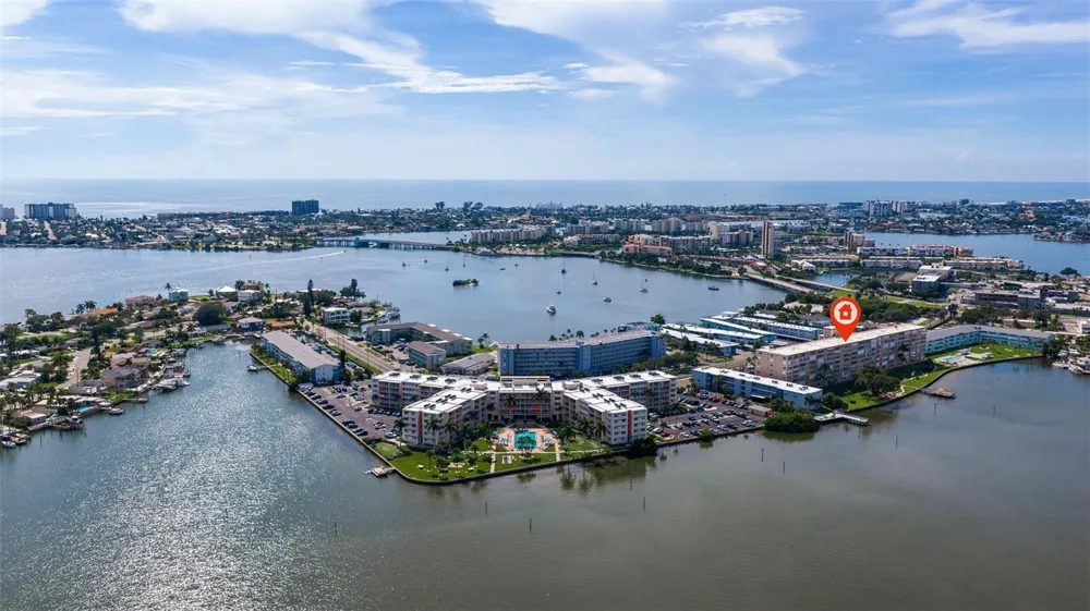 1847 SHORE DRIVE S #202 South Pasadena, FL 33707
