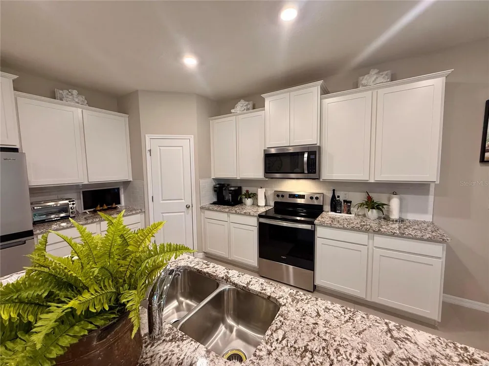7611 ODESSA COURT Brooksville, FL 34613