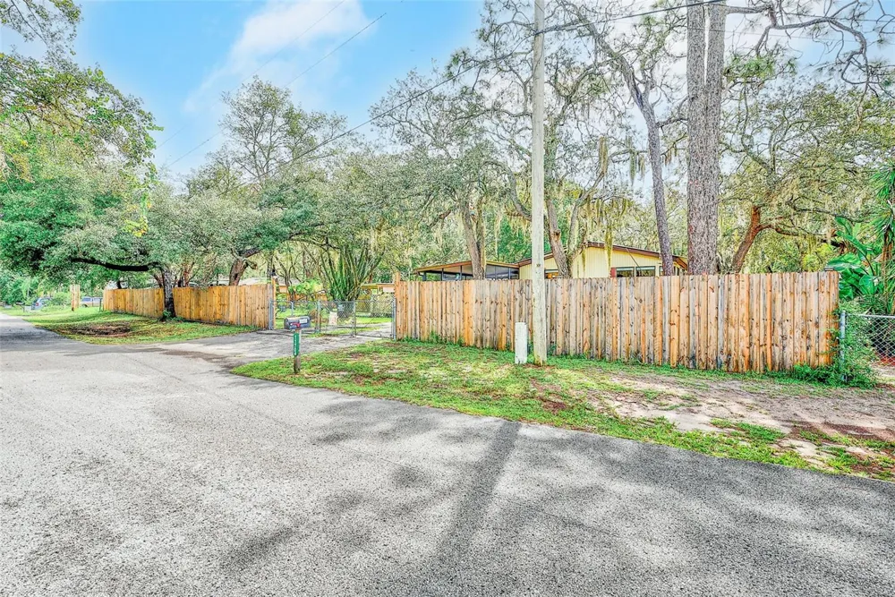 11704 DOAKS STREET New Port Richey, FL 34654