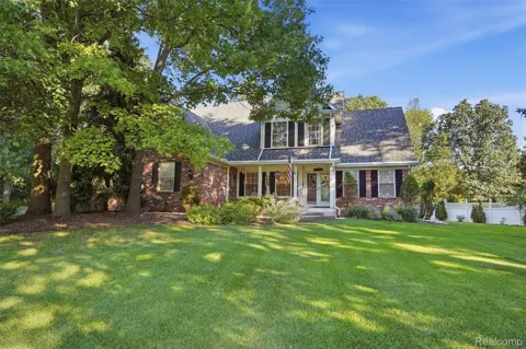 4909 Yax Pointe Drive