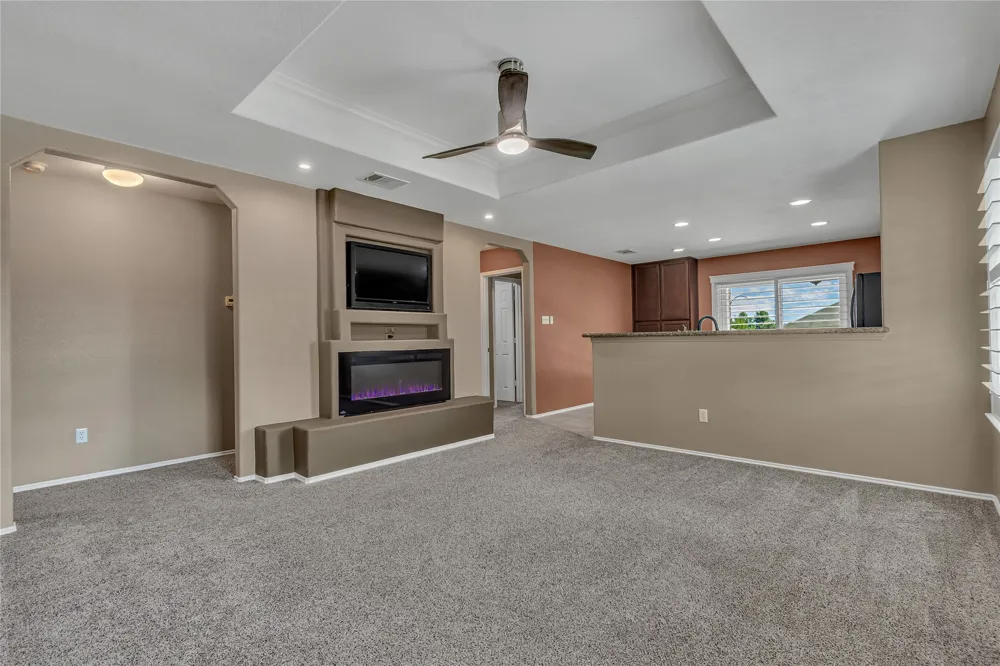 112 Willow Leaf Lane Buda, TX 78610