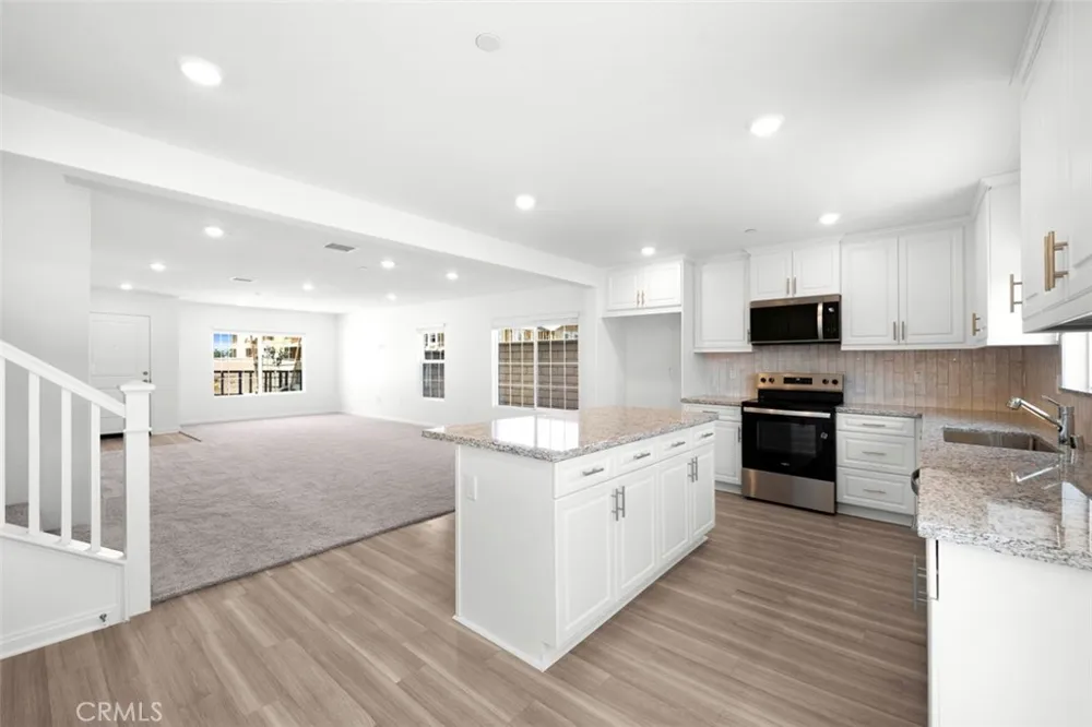 7188 Flourish Riverside, CA 92507