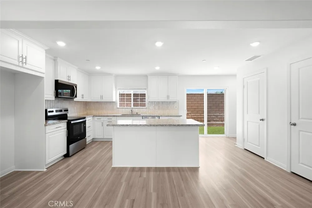 7188 Flourish Riverside, CA 92507