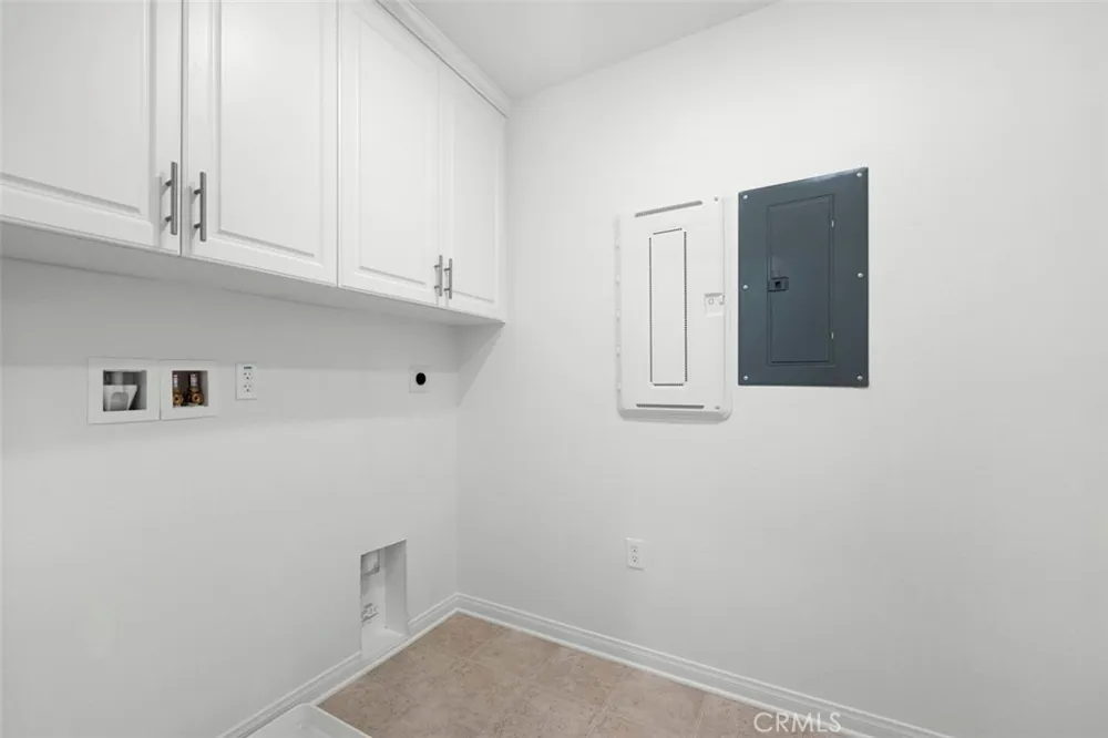 7188 Flourish Riverside, CA 92507