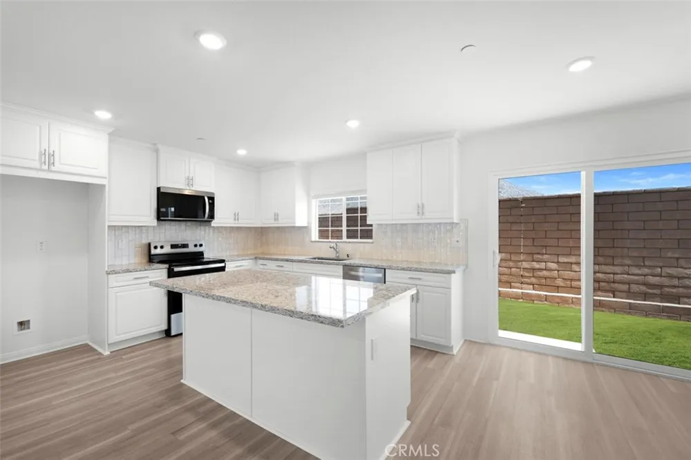 7188 Flourish Riverside, CA 92507