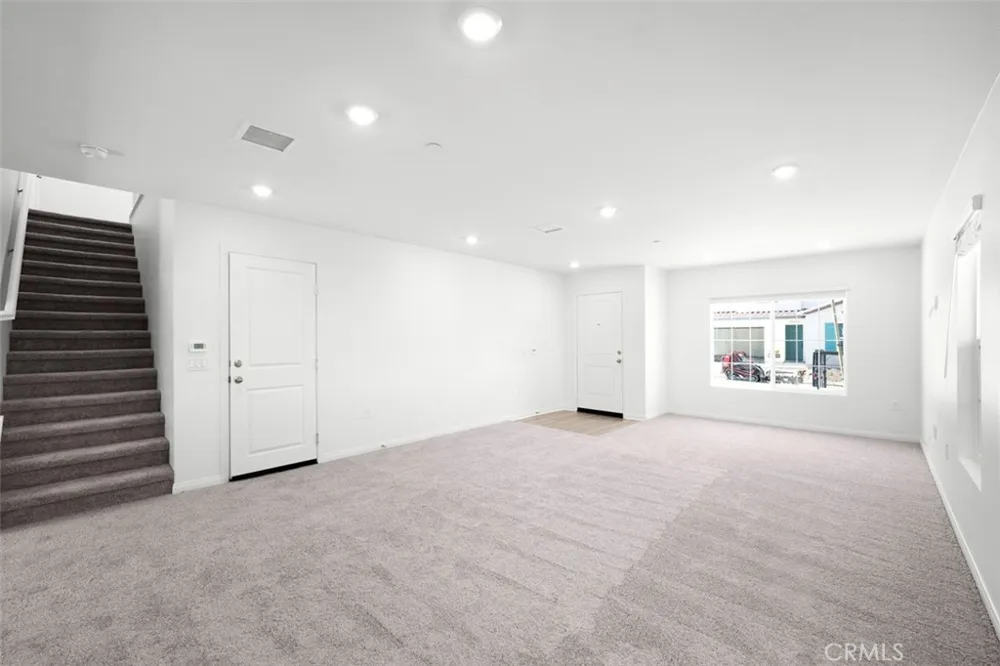 7188 Flourish Riverside, CA 92507