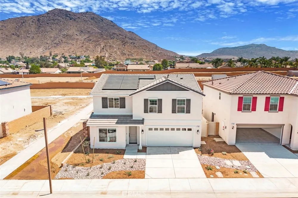 7188 Flourish Riverside, CA 92507