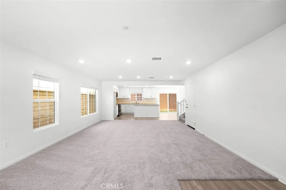 7188 Flourish Riverside, CA 92507