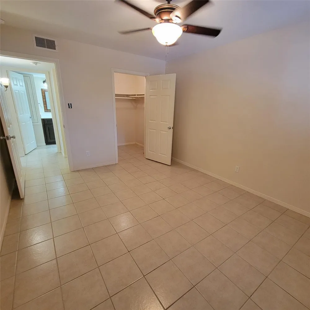 5208 Arboles Drive #A2 Houston, TX 77035