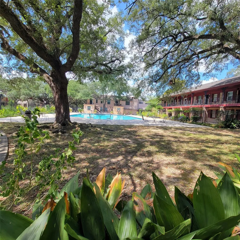 5208 Arboles Drive #A2 Houston, TX 77035