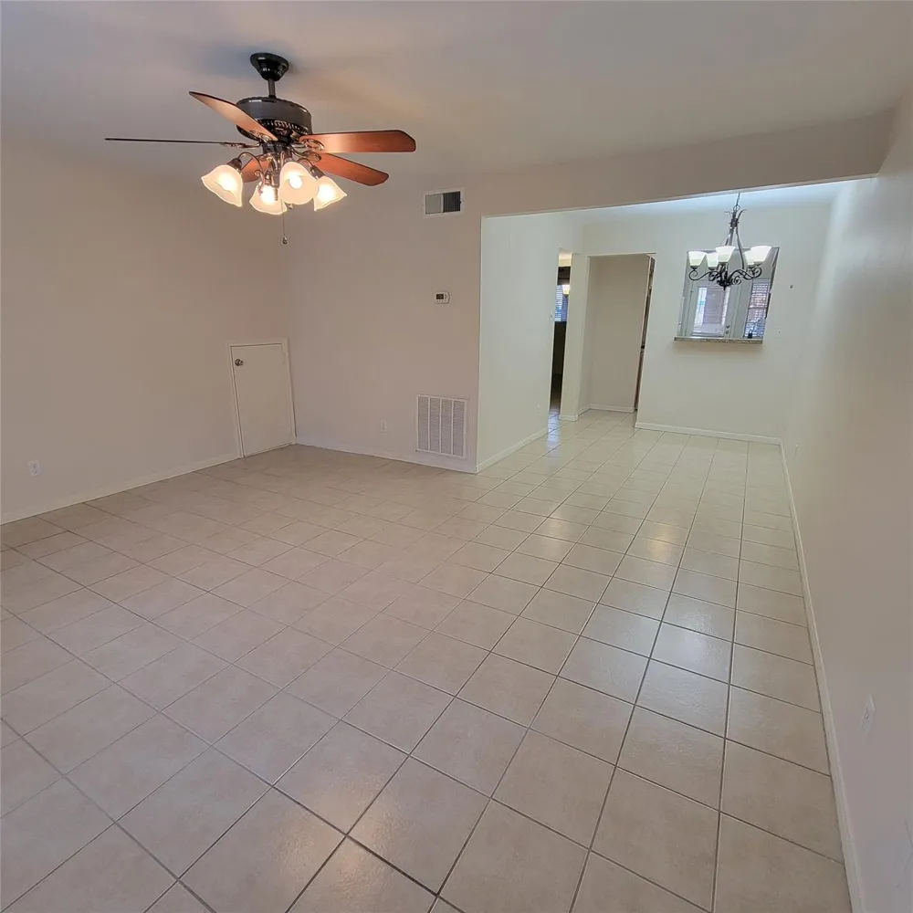 5208 Arboles Drive #A2 Houston, TX 77035