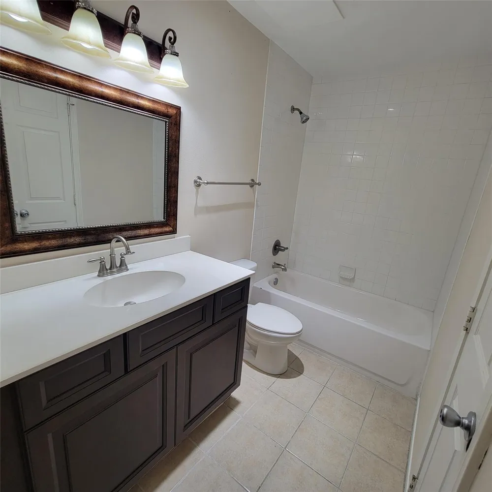 5208 Arboles Drive #A2 Houston, TX 77035