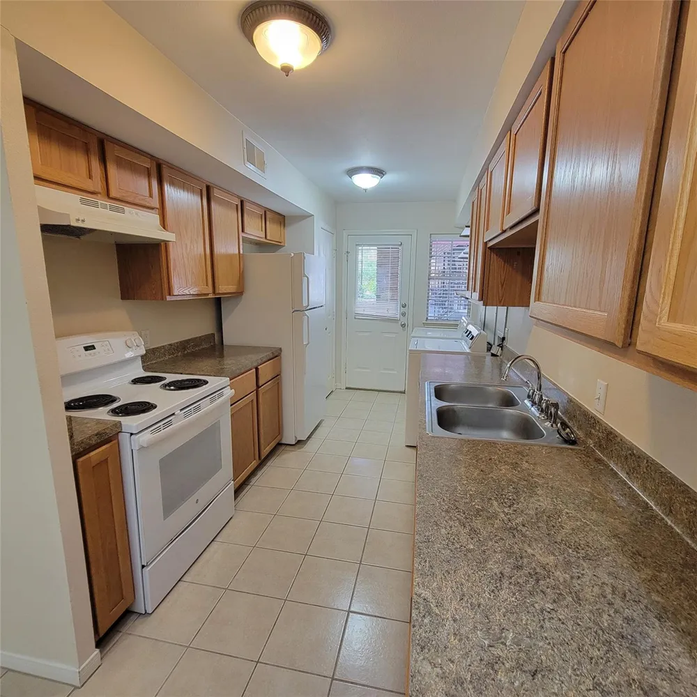 5208 Arboles Drive #A2 Houston, TX 77035
