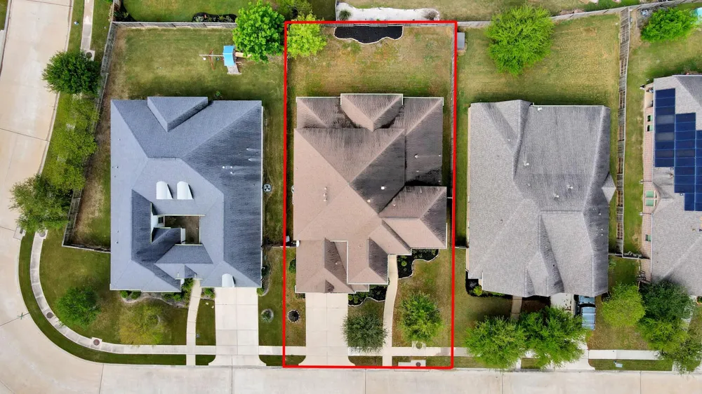 9814 Carver Drive Rosharon, TX 77583