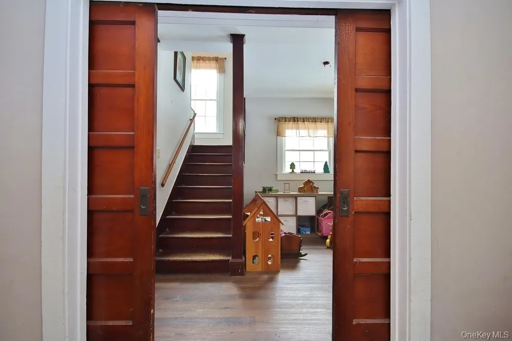 53 Yorktown Road Roscoe, NY 12776