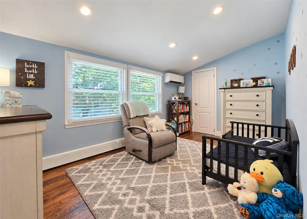 29 Ivy League Lane Stony Brook, NY 11790