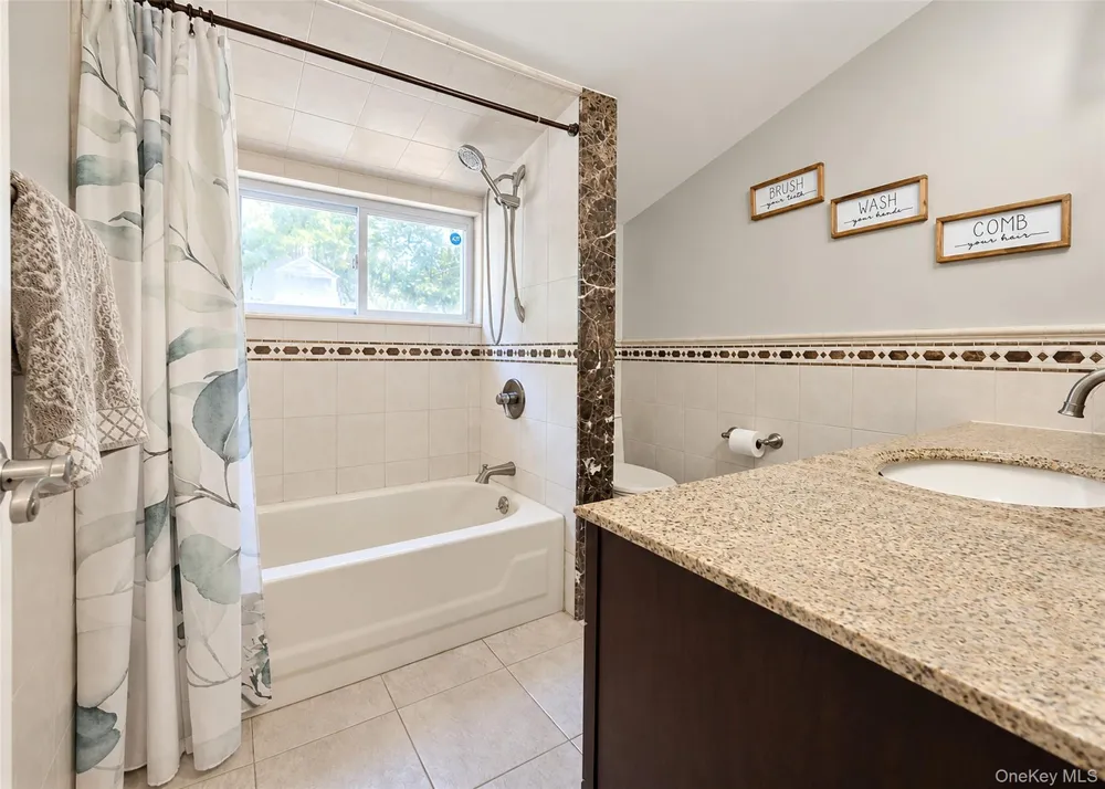 29 Ivy League Lane Stony Brook, NY 11790