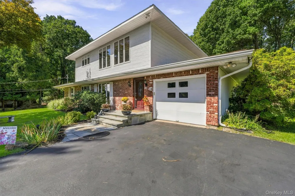 27 Margaret Road Monroe, NY 10950