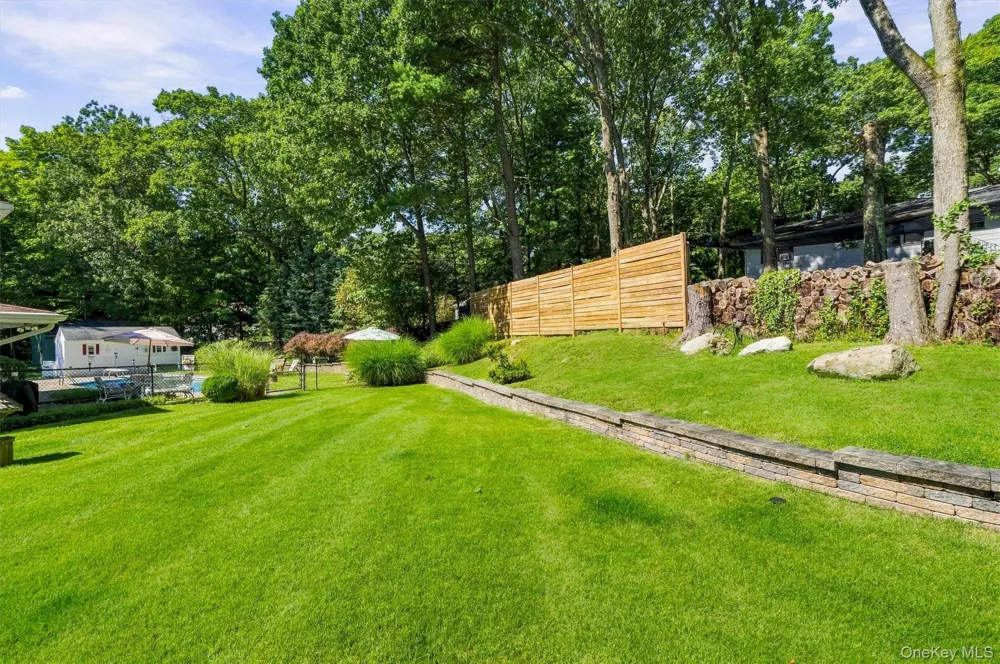 27 Margaret Road Monroe, NY 10950