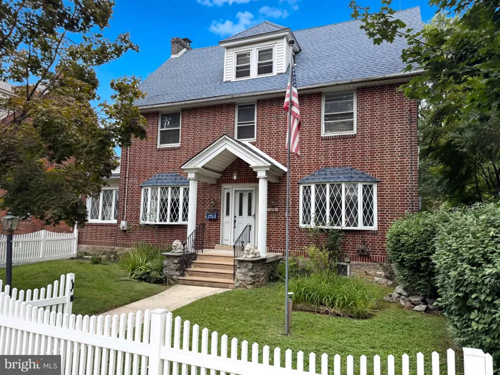 705 EDMONDS AVENUE Drexel Hill, PA 19026