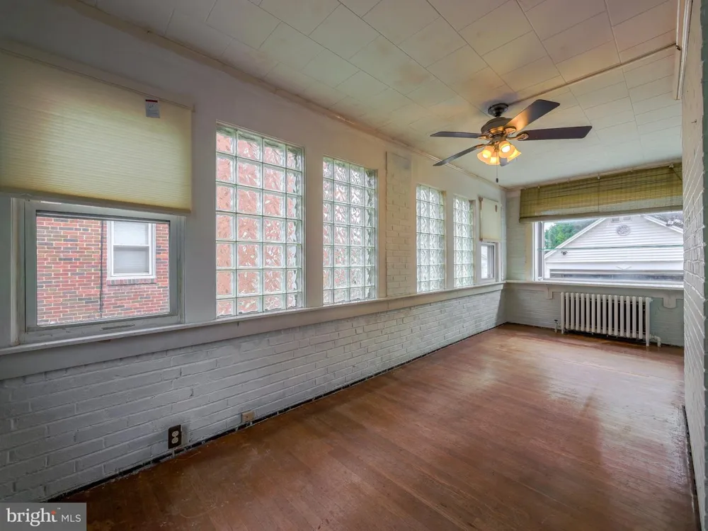 705 EDMONDS AVENUE Drexel Hill, PA 19026