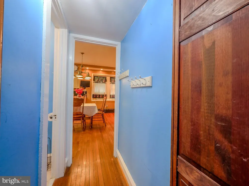 705 EDMONDS AVENUE Drexel Hill, PA 19026