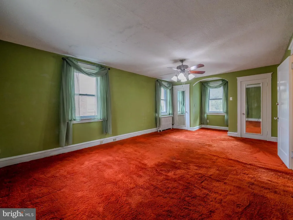 705 EDMONDS AVENUE Drexel Hill, PA 19026