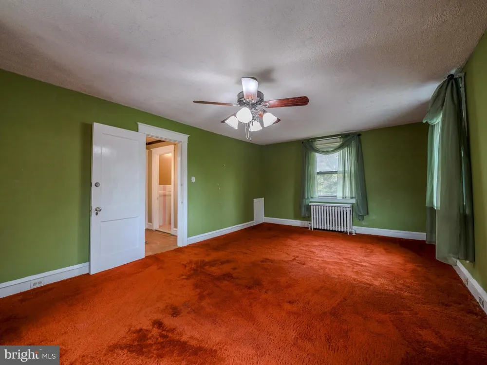 705 EDMONDS AVENUE Drexel Hill, PA 19026