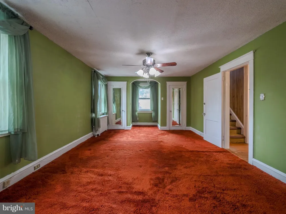 705 EDMONDS AVENUE Drexel Hill, PA 19026