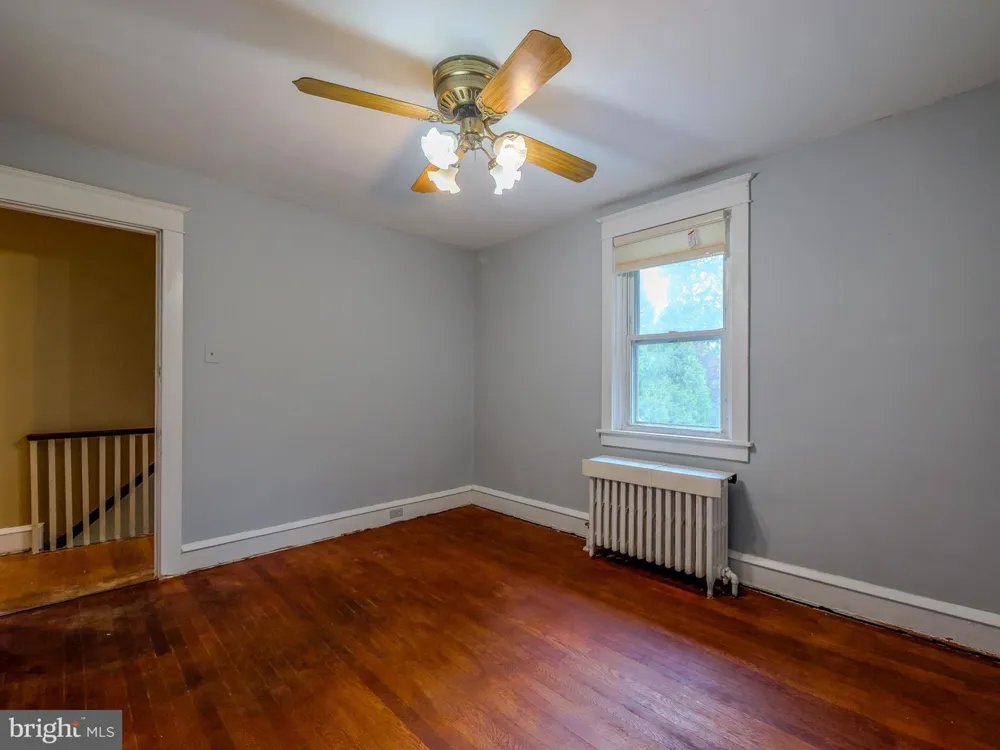 705 EDMONDS AVENUE Drexel Hill, PA 19026