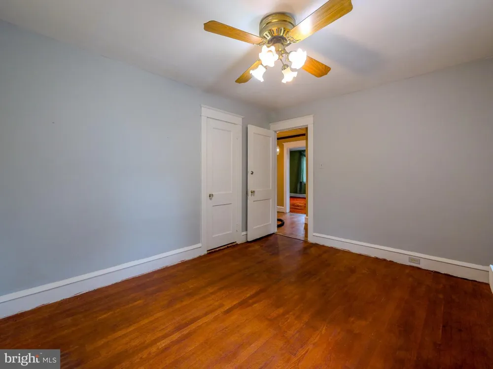 705 EDMONDS AVENUE Drexel Hill, PA 19026