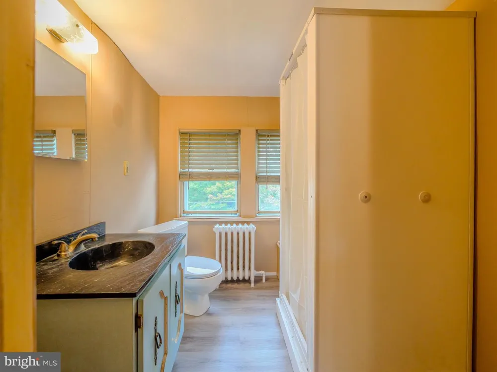 705 EDMONDS AVENUE Drexel Hill, PA 19026