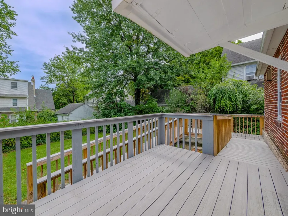 705 EDMONDS AVENUE Drexel Hill, PA 19026