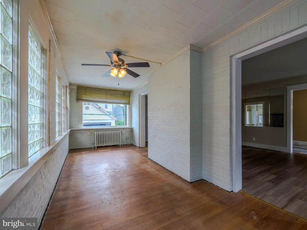 705 EDMONDS AVENUE Drexel Hill, PA 19026