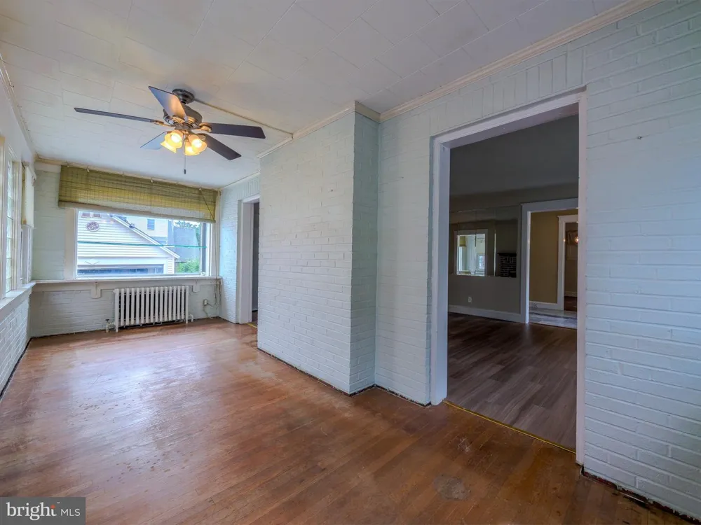 705 EDMONDS AVENUE Drexel Hill, PA 19026
