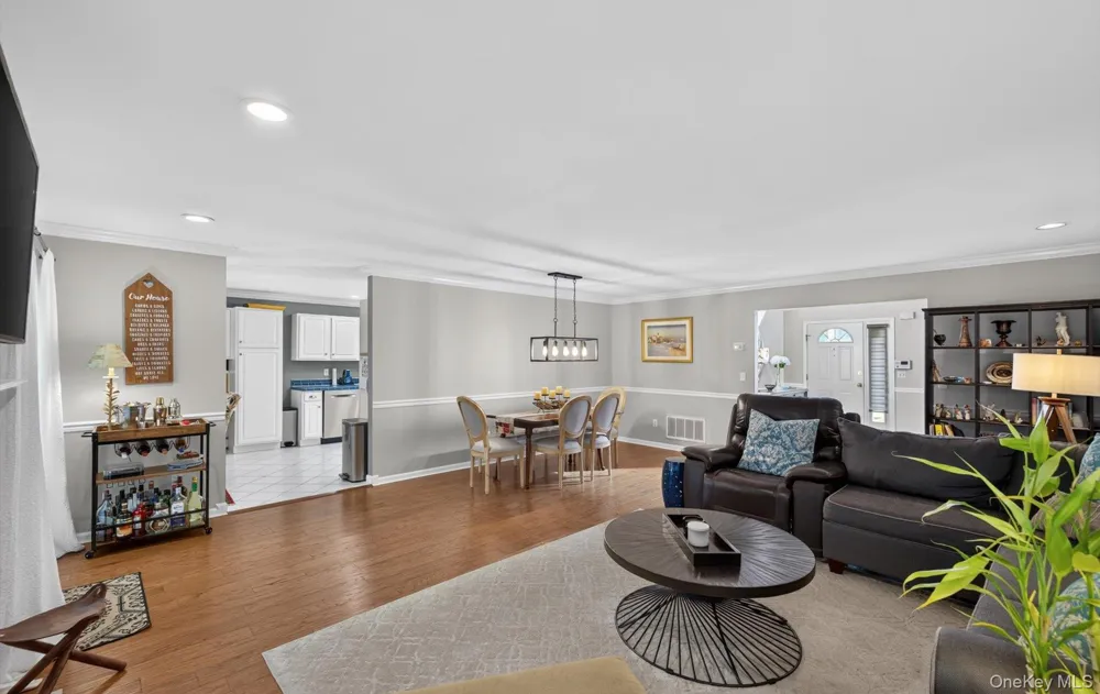 5 Monitor Road Smithtown, NY 11787