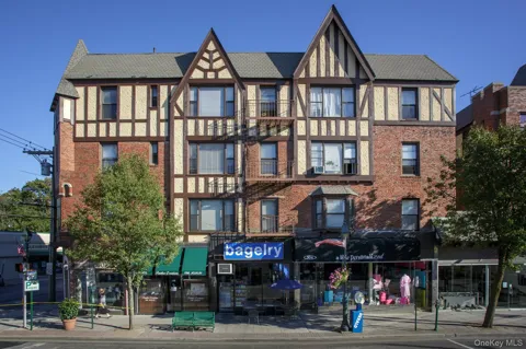 97 Cedarhurst Avenue #2M